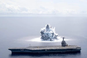 Mỹ tạo vụ nổ như động đất để thử 'sức chịu đòn' của tàu sân bay. Ảnh: HẢI QUÂN MỸ