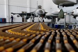 Sức ép lên ngân sách bảo trì của Đài Loan khi bị máy bay TQ xâm nhập không phận. Ảnh: EPA-EFE