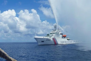 Tàu hải cảnh Trung Quốc. Ảnh: AP