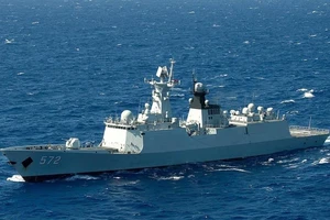 Một tàu khu trục của Trung Quốc trong cuộc tập trận RIMPAC năm 2016. Ảnh: ACE RHEAUME