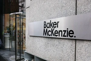 Công ty luật hàng đầu của Mỹ Baker McKenzie. Ảnh: FT