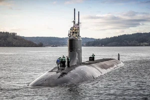 Hải quân Mỹ sa thải 2 sĩ quan cấp cao vì vụ tai nạn tàu ngầm ở Biển Đông. Ảnh: AP