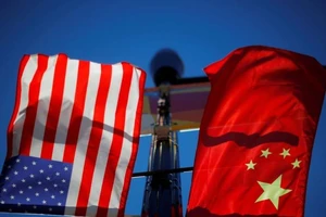 ĐSQ Trung Quốc vận động hành lang công ty Mỹ phản đối Quốc hội ra luật bất lợi. Ảnh: REUTERS