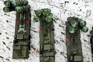 Lực lượng Nga tham gia cuộc tập trận quy mô lớn ở Belarus giữa căng thẳng về Ukraine gia tăng. Ảnh: BỘ QUỐC PHÒNG NGA/ AP