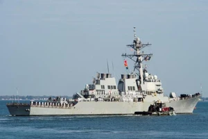 Một tàu khu trục lớp Arleigh Burke đã đi qua eo biển Đài Loan, hoạt động Mỹ gọi là quá cảnh "thường lệ" qua các vùng biển quốc tế. ẢNH: REUTERS