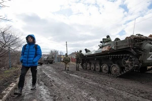 Nga sắp áp dụng 'chế độ im lặng', sẵn sàng cung cấp hành lang nhân đạo ở Ukraine. Ảnh: TASS