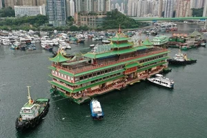 Nhà hàng nổi Jumbo của Hong Kong. Ảnh: AFP