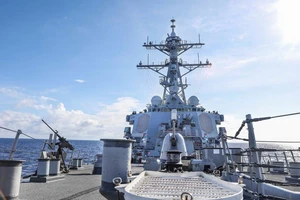 Khu trục hạm USS Benfold của Hải quân Mỹ. Ảnh: HẢI QUÂN MỸ