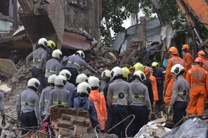 Ấn Độ: Sập tòa dân cư 4 tầng, ít nhất 19 người thiệt mạng. Ảnh: AFP