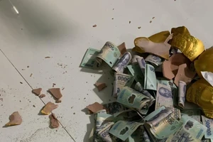 Ngày 16-10: Hơn 138 triệu đồng hỗ trợ đồng bào miền Trung