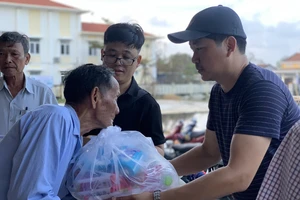 Ngày 3-11: Danh sách bạn đọc hỗ trợ đồng bào miền Trung