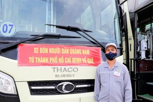 TP.HCM siết chặt công tác phòng dịch, người dân về quê bằng cách nào?