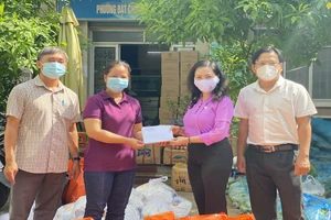 Quận Bình Thạnh, TP.HCM: Không để cán bộ, chiến sĩ chống dịch bị bỏ quên