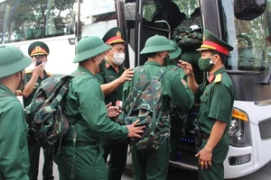 Đi xuất khẩu lao động có được miễn, hoãn nghĩa vụ quân sự? 