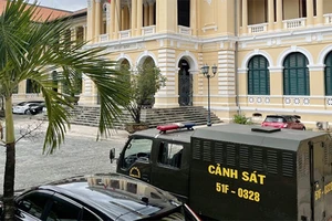 Ngày mai, cựu thiếu tá công an hầu tòa vụ giả chữ ký lãnh đạo Công an TP.HCM