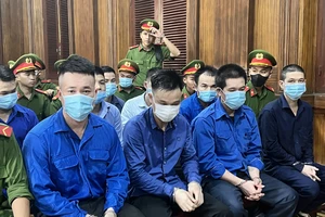 Cựu sinh viên điều hành đường dây đánh bạc lãnh 9,5 năm tù