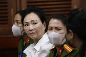 Bà Trương Mỹ Lan khai về những chuyến xe bí mật chở hơn 100 ngàn tỉ đồng rời SCB 