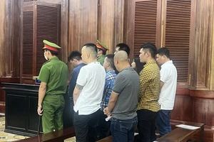 Tuyên án nhóm bị cáo Hải Phòng cho vay lãi nặng đến 1.500%/năm