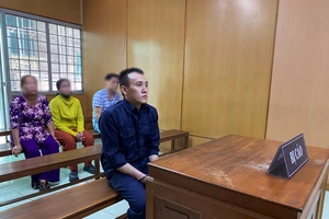 Toà tuyên tử hình nghịch tử sát hại cả cha lẫn mẹ