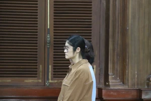 Nữ kế toán trưởng trường tiểu học tham ô tiền tỉ 