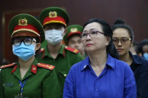 Bà Trương Mỹ Lan được giảm án từ chung thân xuống 20 năm tù ở tội lừa đảo