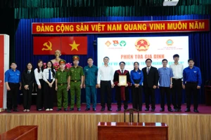 Phiên tòa giả định: Nam thanh niên lãnh án vì trốn nghĩa vụ quân sự với lý do đã có vợ con