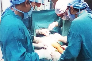 Cảnh báo trẻ tử vong do phình đại tràng bẩm sinh