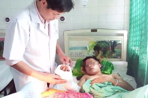 Bàn tay đứt lìa phục hồi nhanh nhờ bảo quản đúng cách