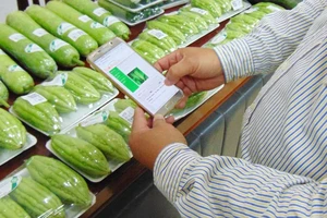 Truy xuất nguồn gốc rau củ bằng điện thoại thông minh