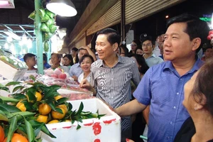 Bí thư Thành ủy TP.HCM lo bữa cơm an toàn cho dân