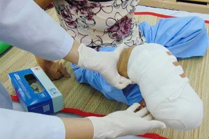 'Cơn thủy triều đỏ' đã tràn vào Việt Nam