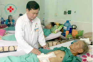 Ngỡ bệnh 'khó nói', té ra bị phình động mạch chủ bụng 