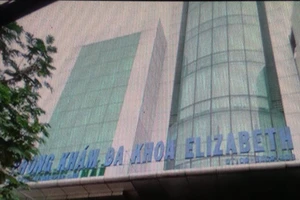 “Dẹp loạn' những phòng khám có bác sĩ Trung Quốc 