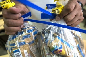 Thêm 99 lô sữa công thức nghi nhiễm khuẩn vào Việt Nam 