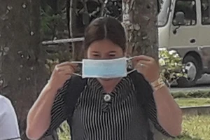 Tự cách ly ở phòng riêng nếu có biểu hiện sốt, ho, đau họng