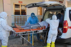 Diễn tập phòng, chống COVID-19 tại TP.HCM. Ảnh: Trần Ngọc 