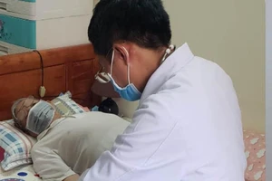 TP.HCM: Hỗ trợ BS đến khám bệnh tại nhà cho người cao tuổi