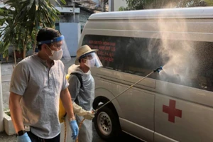 Thực hư việc xe cứu thương Bệnh viện Chợ Rẫy lấy giá cao