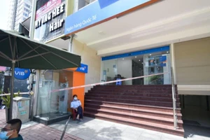 TP.HCM: 2 F1 của vợ chồng khám tại BV Hoàn Mỹ dương tính 