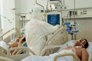  Số ca mắc COVID-19 mới tại TP.HCM có giảm nhưng chưa khả quan