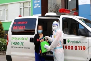 Những ca xuất viện đầu tiên tại Bệnh viện điều trị COVID-19 Hoàn Mỹ Thủ Đức 