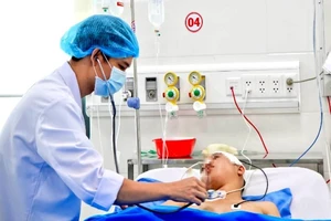 Cứu sống bệnh nhân mang thai 21 tuần tuổi bị xuất huyết não