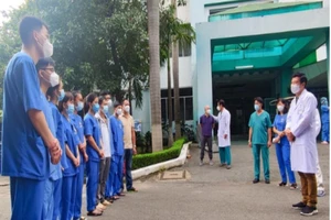 Bệnh viện Điều trị COVID-19 Trưng Vương hỗ trợ tỉnh An Giang chống dịch