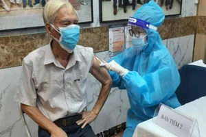 Những trường hợp dễ có nguy cơ cao chuyển nặng và tử vong do COVID-19