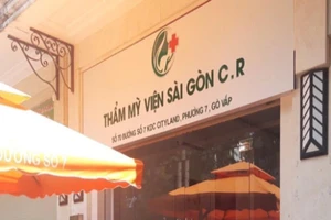 Thẩm mỹ viện “3 không” nhưng vẫn cắt môi, nâng mũi cho khách làm đẹp