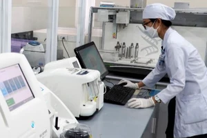 BV Chợ Rẫy kiến nghị sử dụng máy mượn để phục vụ bệnh nhân BHYT 