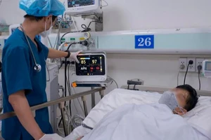 TP.HCM: Nhà hàng để xảy ra ngộ độc rượu bị phạt hơn 26 triệu đồng