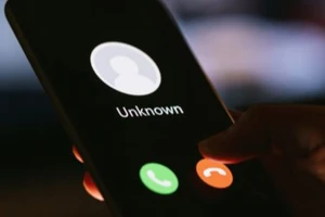 Nghi ngờ lừa gạt, hãy gọi Sở Y tế TP.HCM số 0967771010 hoặc 02839307916