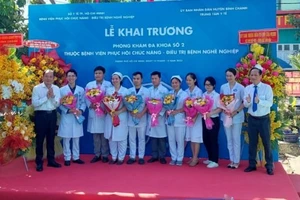 TP.HCM: Người bệnh hết đi mỏi chân vì đã có phòng khám đa khoa vệ tinh