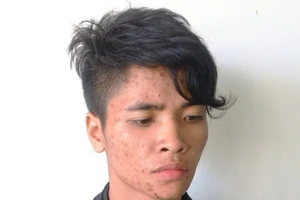 Bắt băng cướp bán dâm